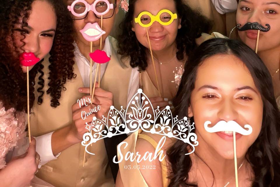 Quincañera Photo Booth