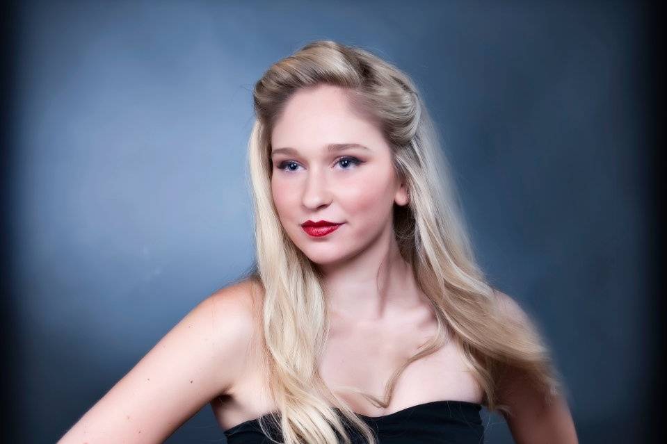 Kelly Raffuel - Makeup Artist