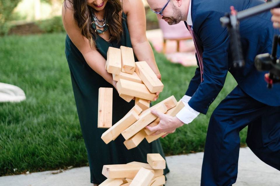 Falling jenga