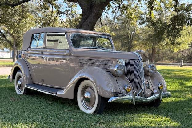 Audrey - 1936 Ford Covert