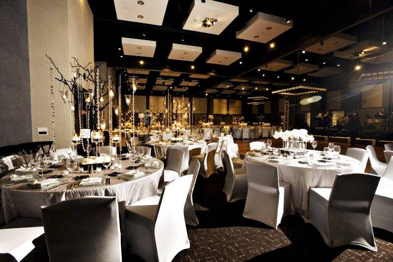 Legends Ballroom- This is a great example of how to make this contemporary space look classic and elegant.