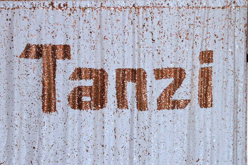 Tanzi Photo Booth