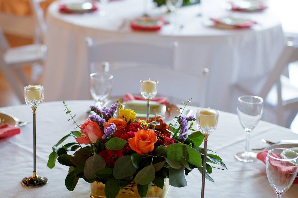 Small table centerpiece | Photo by But a Moment