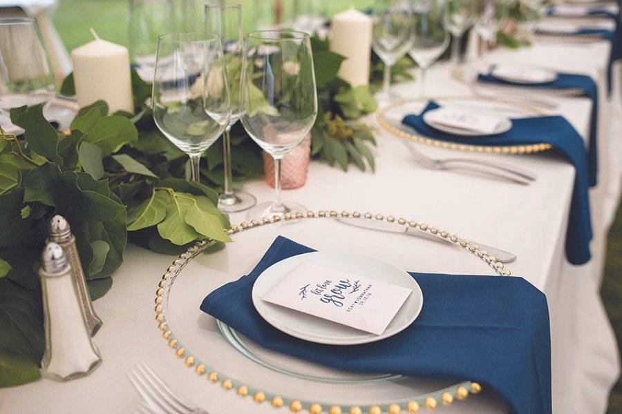 Blue and white motif | Cassandra Henri Photography