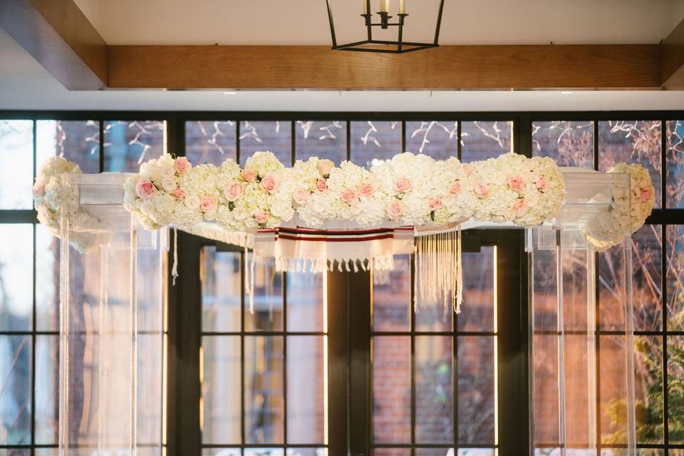 Acrylic chuppah