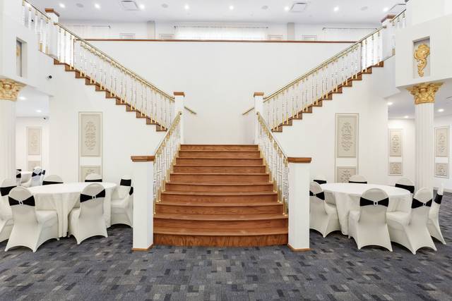 The Staircase 1