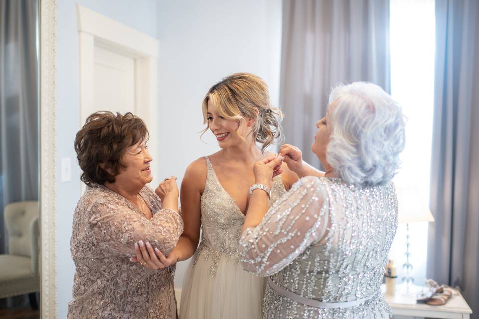 Bride with grandmothers