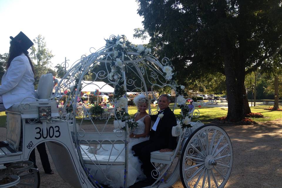 Bridal carriage