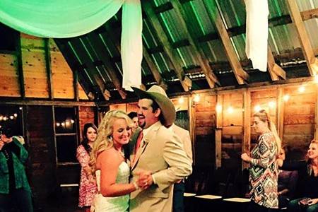 Couple Branson MO Wedding DJ