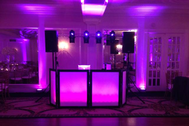 DJ station