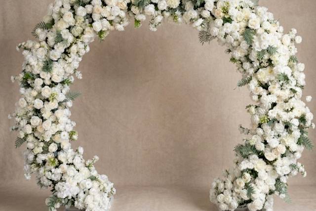 Luxe arch