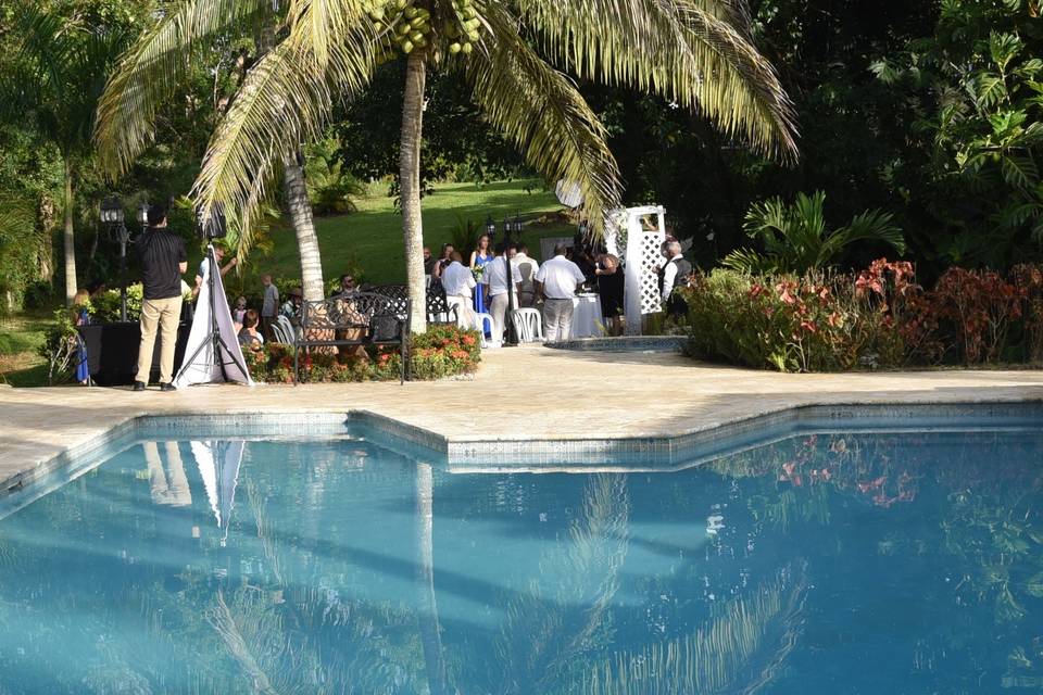 Wedding in the Jacuzzi Area