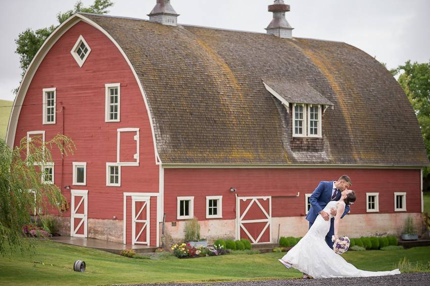 Couple by a rustic barn - Memory Montage Photography