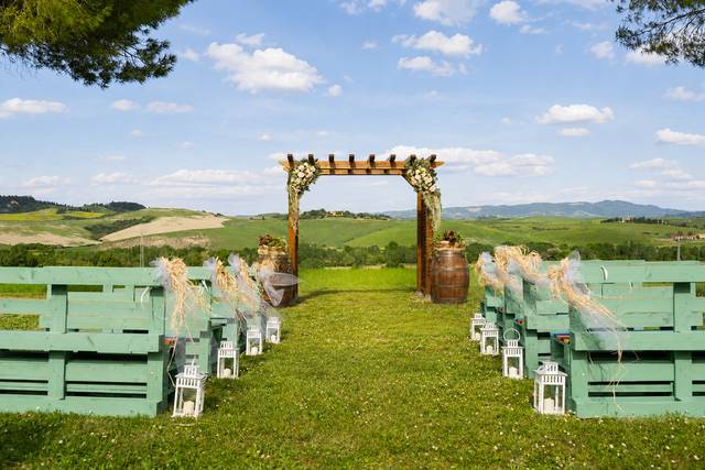 Wedding setting in Casa d'Era