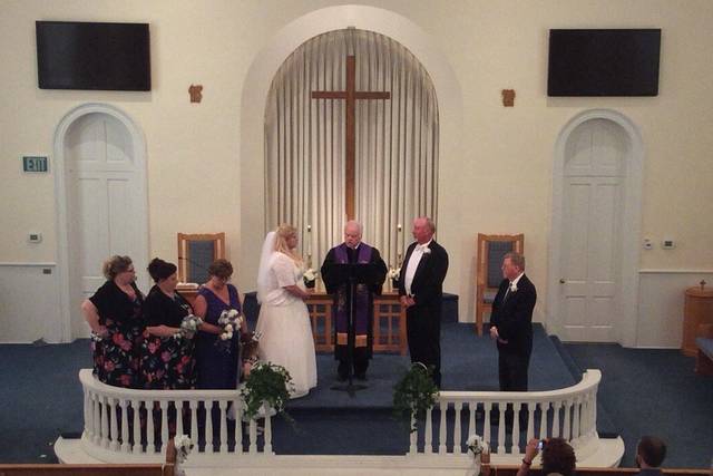 I Thee Wed! Custom Weddings Vo