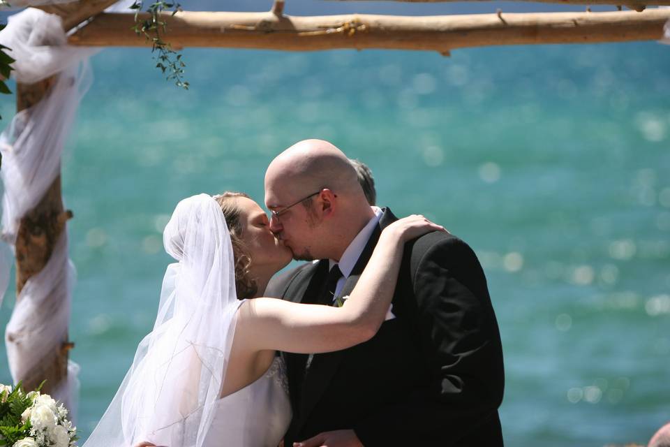 Weddings at Lakeside Beach