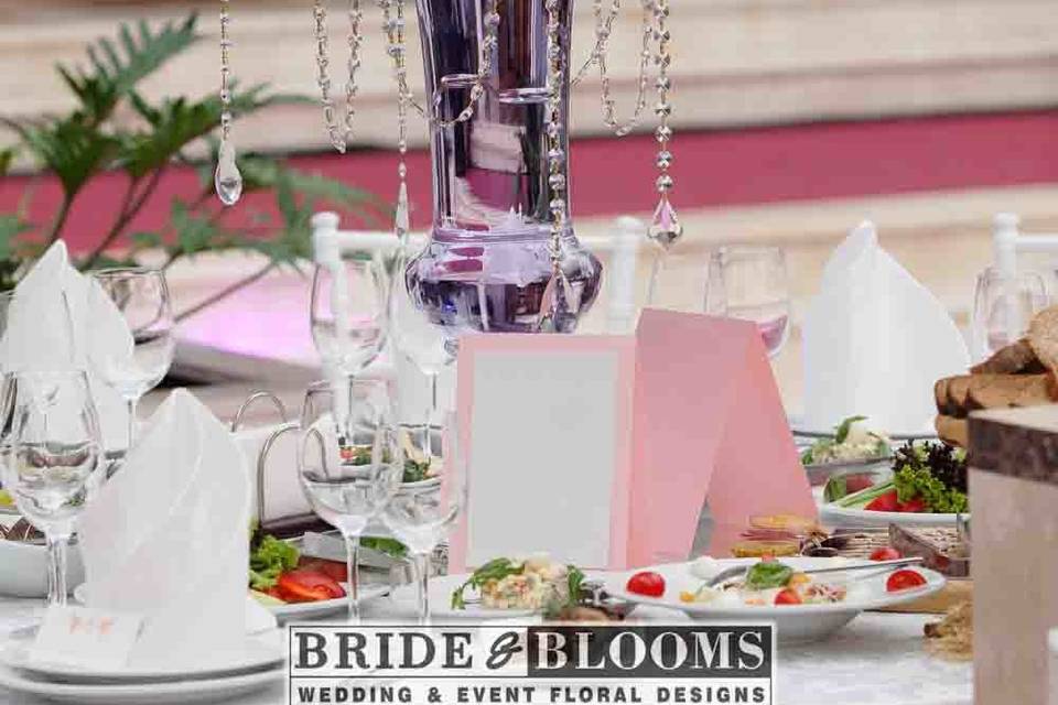 Bride & Blooms