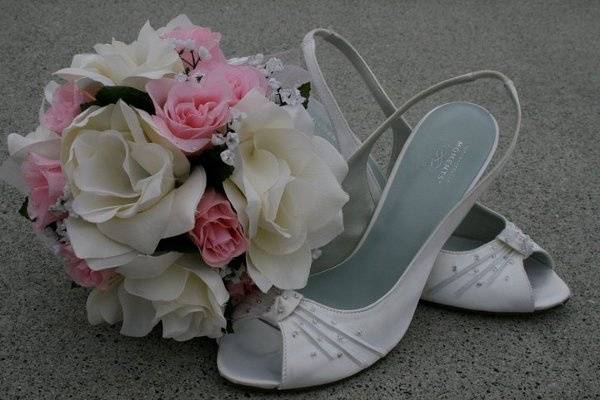 Barefoot To Elegant Wedding Officiants of South and Central Florida