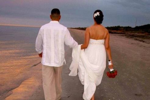 Barefoot To Elegant Wedding Officiants of South and Central Florida