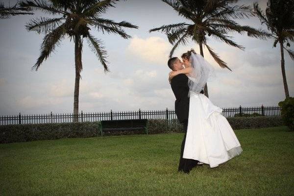 Barefoot To Elegant Wedding Officiants of South and Central Florida