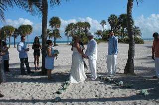 Barefoot To Elegant Wedding Officiants of South and Central Florida