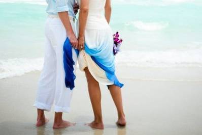 Barefoot To Elegant Wedding Officiants of South and Central Florida