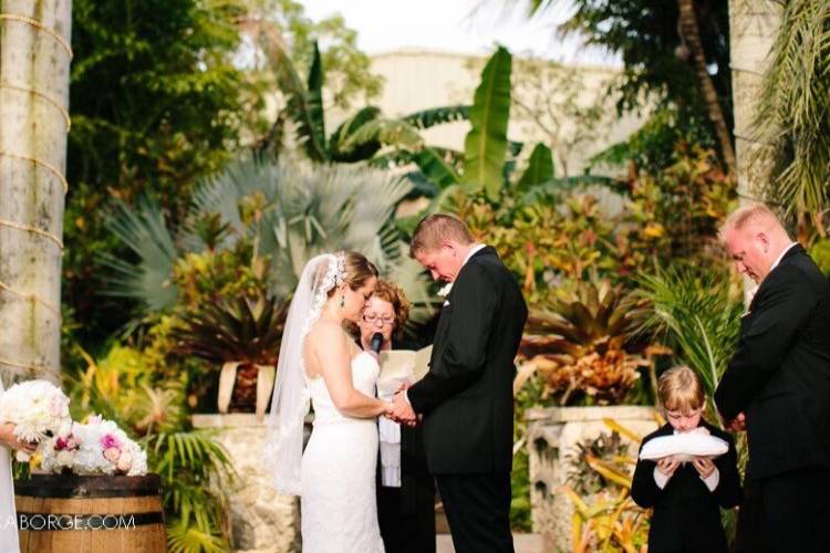 Barefoot To Elegant Wedding Officiants of South and Central Florida