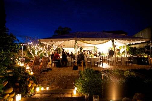 Outdoor winter reception in San Diego.
Photography by Bergmann Photography