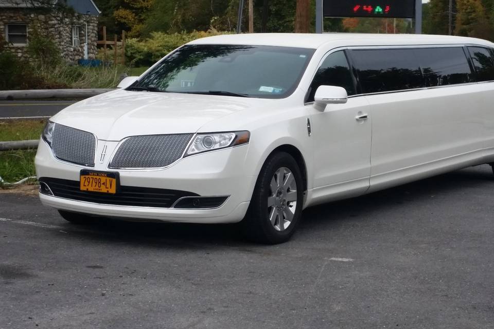 A Hudson Valley Limousine