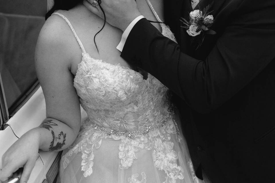 Timeless wedding photography c