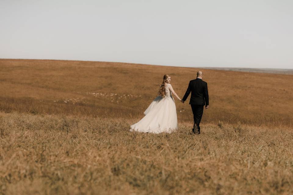 Timeless wedding photography c