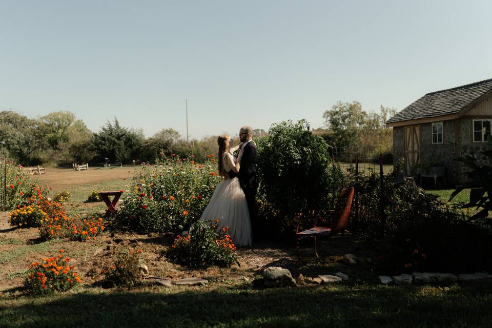 Timeless wedding photography c