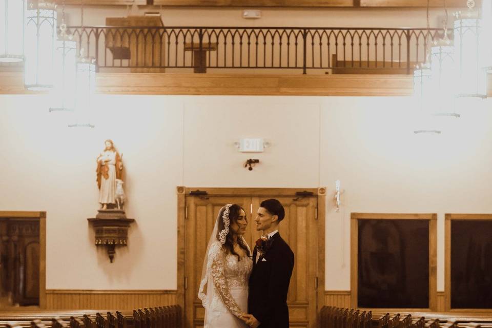 Timeless wedding photography c
