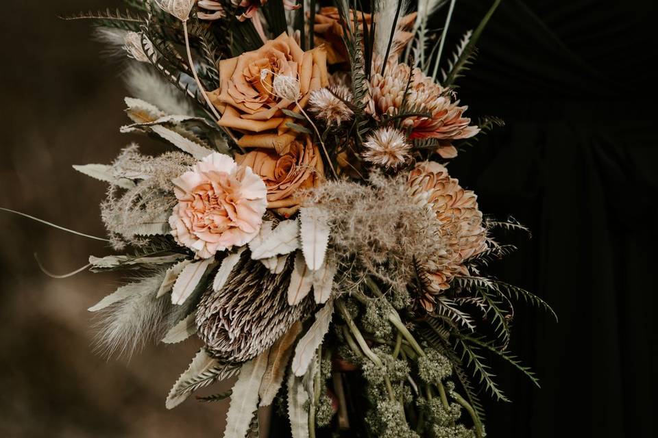 Modern fall boho bouquet