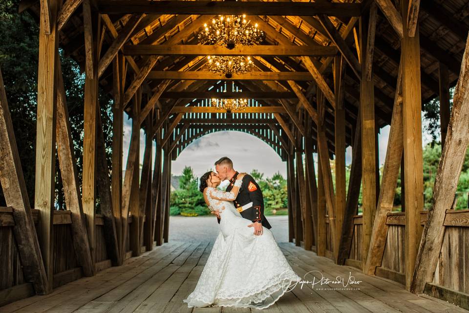 Wedding at Big sky Bar