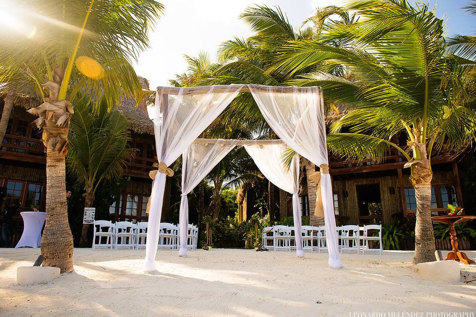 Signature Belize Weddings