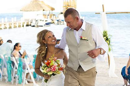 Signature Belize Weddings