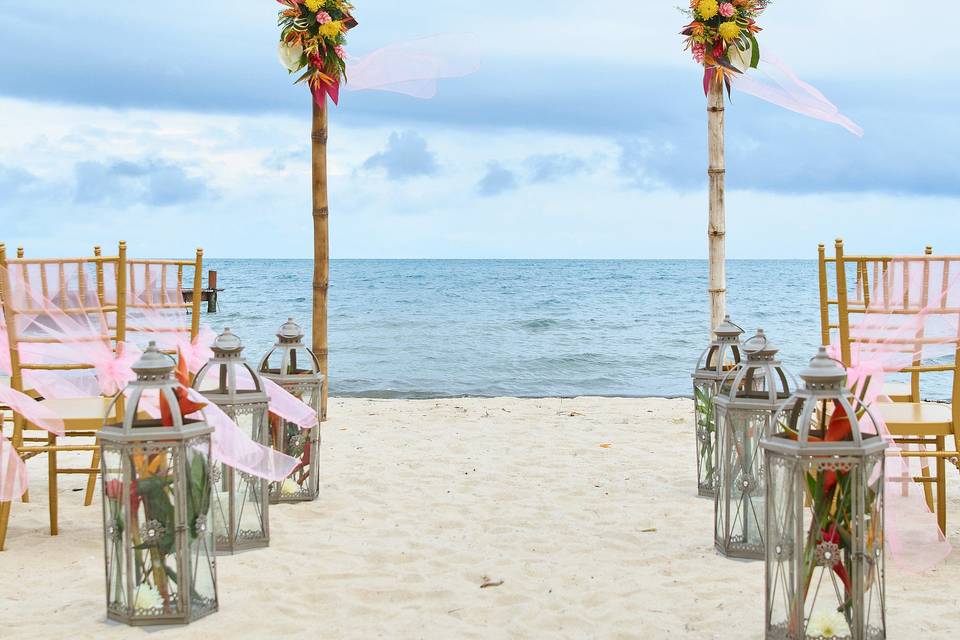 Signature Belize Weddings