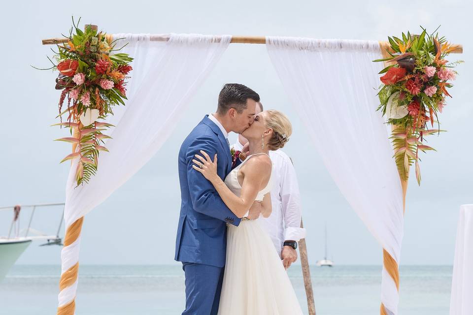 Signature Belize Weddings