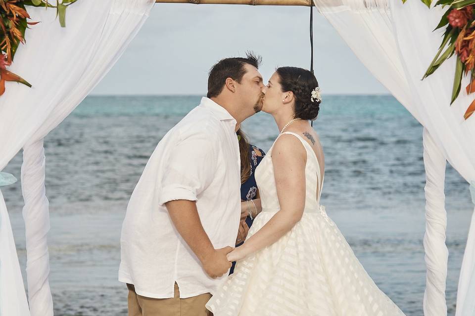 Signature Belize Weddings