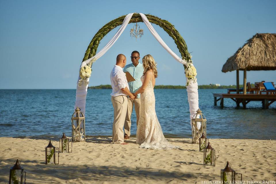 Signature Belize Weddings