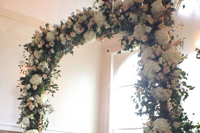 Flower arc