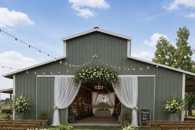 Elegant Barn Wedding