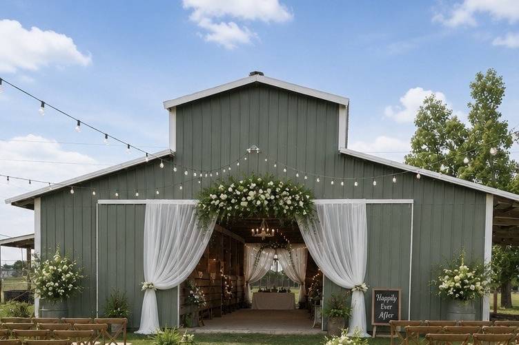Elegant Barn Wedding