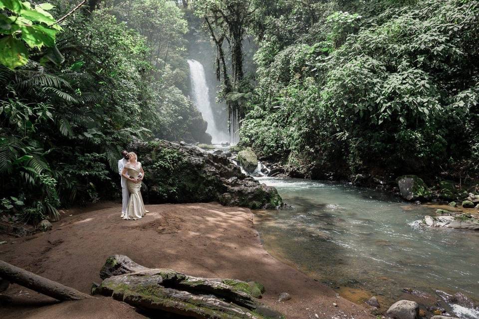 La Paz Waterfall Gardens