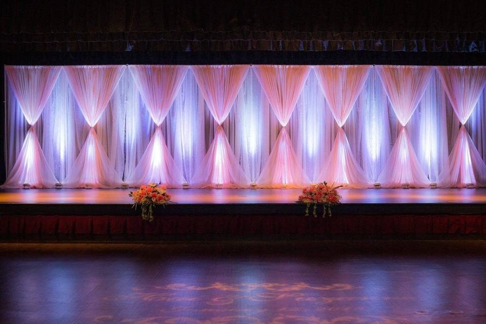 Double Draping & Uplights