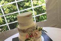 Elegant Naked Cake