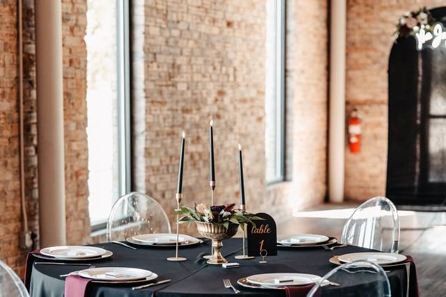 Reception tablescape