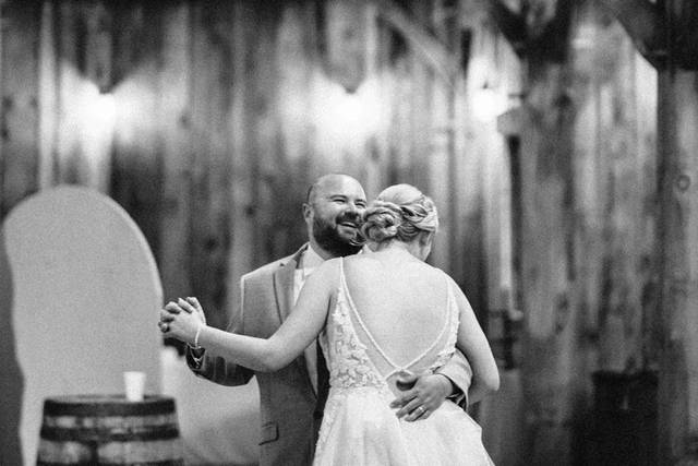 Milwaukee bridal hairstylist