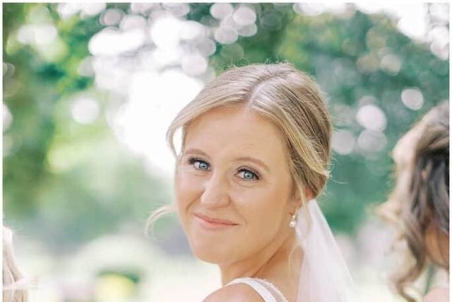 Wisconsin bridal hair and make